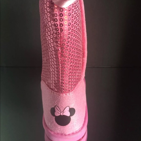 Plush boots - Picture 5 of 6